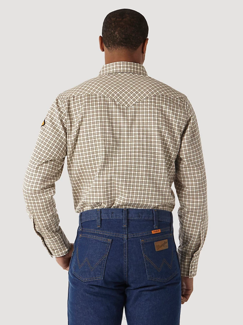 Wrangler Clothing Khaki/White (FR124MM) Men FR Flame Resistant Long Sleeve Western Snap Plaid Shirt 8V2H502