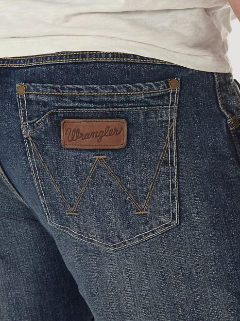 Wrangler Clothing Layton (WLT77LY) Men Retro Slim Fit Bootcut Jean 8V2H2