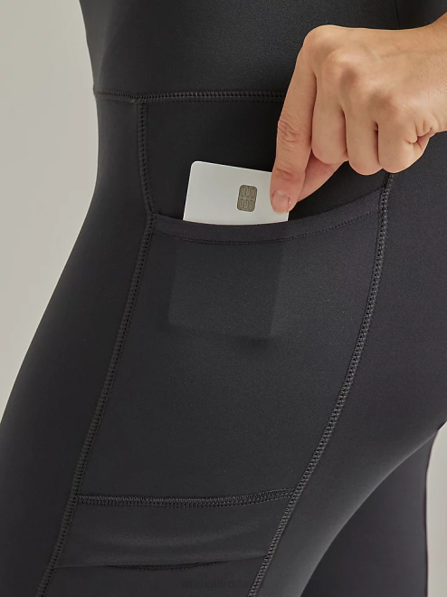 Wrangler Clothing Light Stone (WBRWSLS) Women Reworked Short 8V2H822