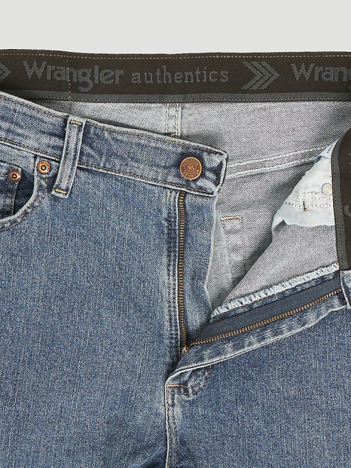 Wrangler Clothing Light Stonewash (10ZM1CSSL) Men Authentics Regular Fit Comfort Waist Jean 8V2H203