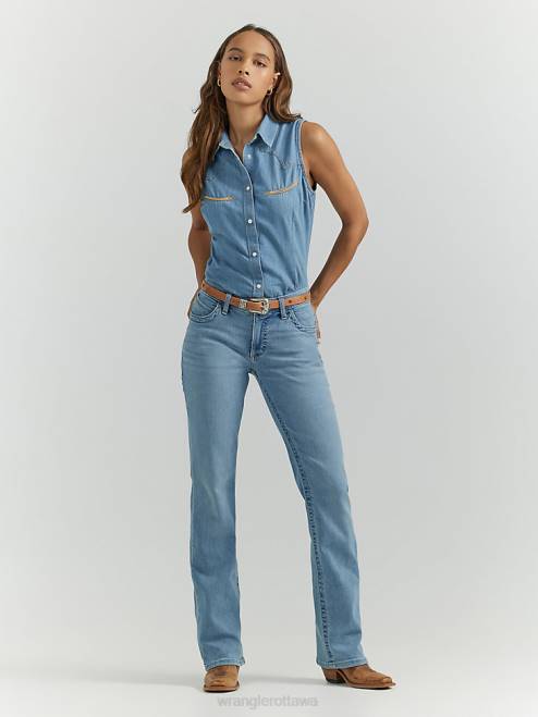 Wrangler Clothing Light Wash (112315011) Women Ultimate Riding Jean Willow 8V2H787