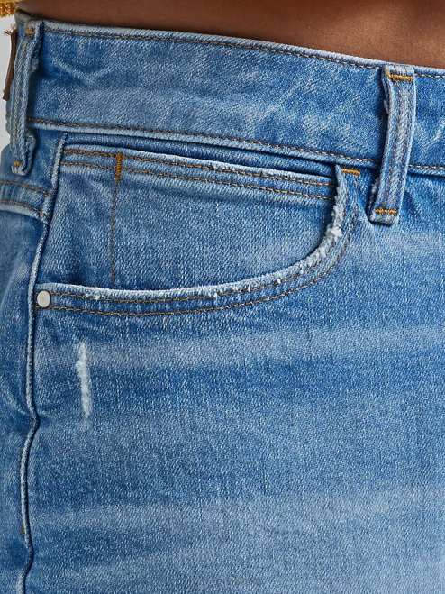 Wrangler Clothing Light Wash (112327626) Women High Rise Vintage Cut-Off Short 8V2H841