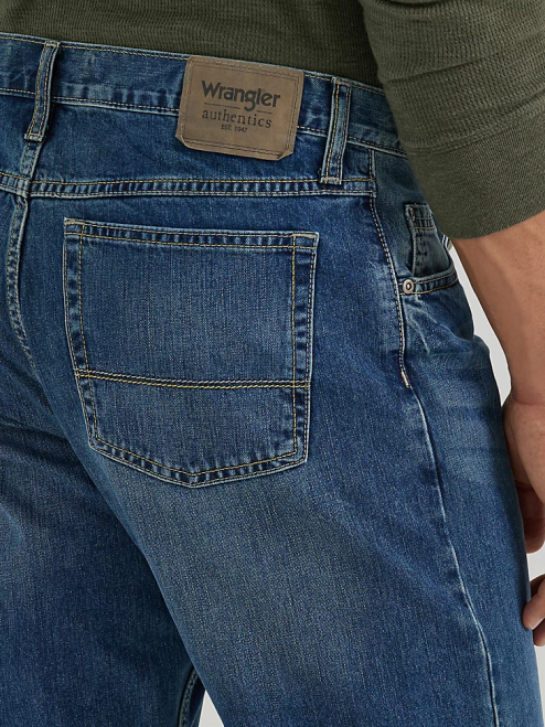 Wrangler Clothing Medium Indigo (10ZM4RBGI) Men Authentics Relaxed Fit Bootcut Jean 8V2H125