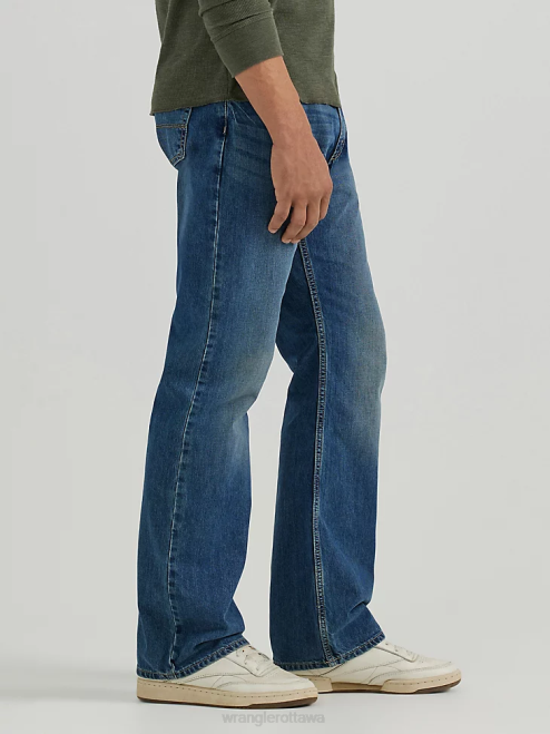 Wrangler Clothing Medium Indigo (10ZM4RBGI) Men Authentics Relaxed Fit Bootcut Jean 8V2H125