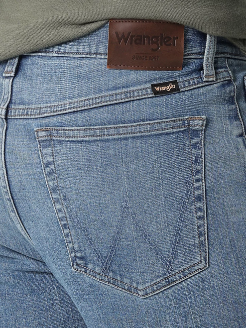 Wrangler Clothing Milo (112326188) Men Relaxed Bootcut Jean 8V2H105