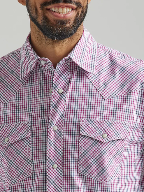 Wrangler Clothing Mini Pink (112324834) Men 20X Competition Advanced Comfort Long Sleeve Two Pocket Western Snap Plaid Shirt 8V2H492