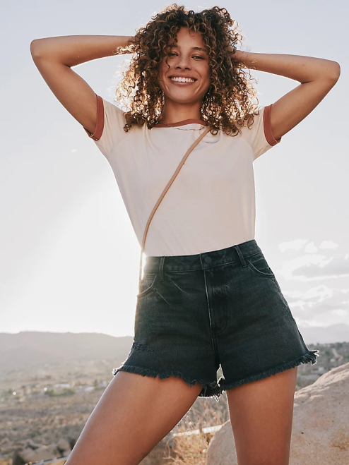 Wrangler Clothing Moonlight (112333535) Women High Rise Vintage Cut-Off Short 8V2H834