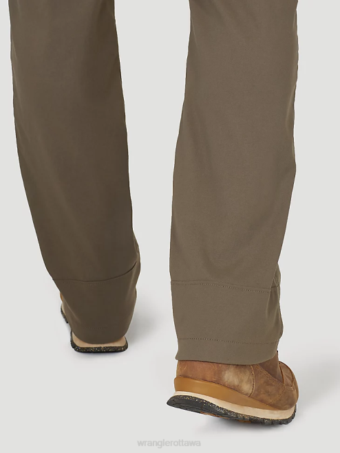 Wrangler Clothing Morel (NS849ML) Men ATG Synthetic Utility Pant 8V2H632