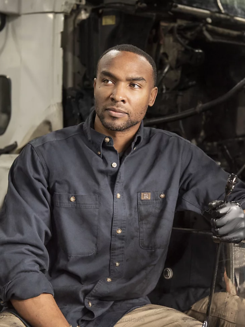 Wrangler Clothing Navy (3W501NV) Men RIGGS Workwear Long Sleeve Button Down Solid Twill Work Shirt 8V2H350