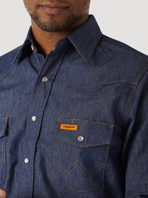 Wrangler Clothing Navy/Black (FR123BL) Men FR Flame Resistant Long Sleeve Western Snap Plaid Shirt 8V2H500