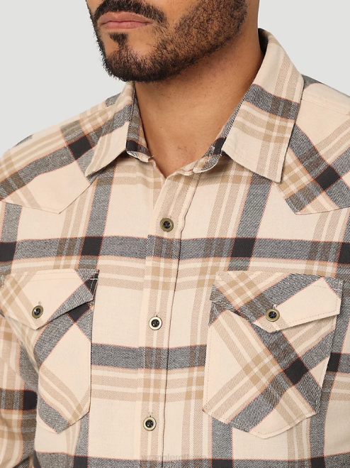 Wrangler Clothing Oak (112324447) Men Cloud Flannel Free To Stretch Shirt 8V2H384