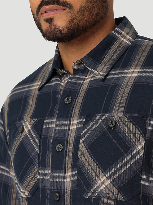 Wrangler Clothing Ombre Blue (112324450) Men Heavyweight Plaid Sherpa Lined Shirt Jacket 8V2H388