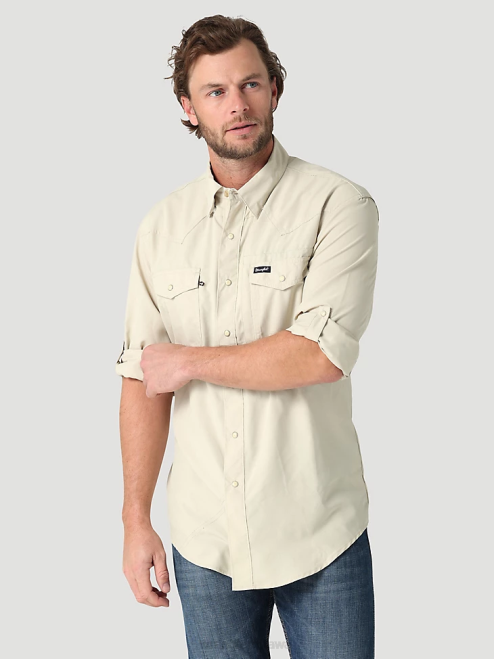 Wrangler Clothing Overcast (112323768) Men Performance Snap Long Sleeve Solid Shirt 8V2H432