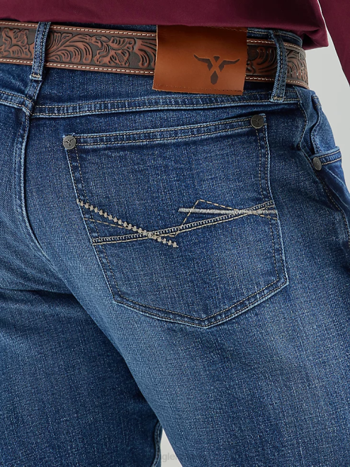 Wrangler Clothing Pineywoods (112325789) Men 20X No 44 Slim Fit Straight Leg Jean 8V2H55