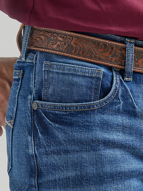 Wrangler Clothing Pineywoods (112325789) Men 20X No 44 Slim Fit Straight Leg Jean 8V2H55