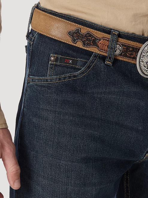 Wrangler Clothing RB Wash (01MACRB) Men 20X Advanced Comfort 01 Competition Relaxed Jean 8V2H165