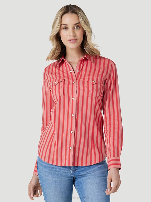 Wrangler Clothing Red (112327234) Women Retro Americana Bandana Western Snap Shirt 8V2H882