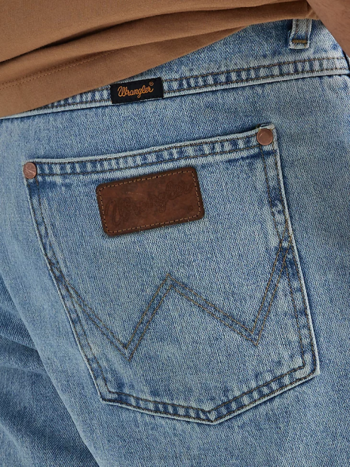 Wrangler Clothing Ripped Light Wash (112335468) Men Heritage Redding Loose Fit Jean 8V2H185