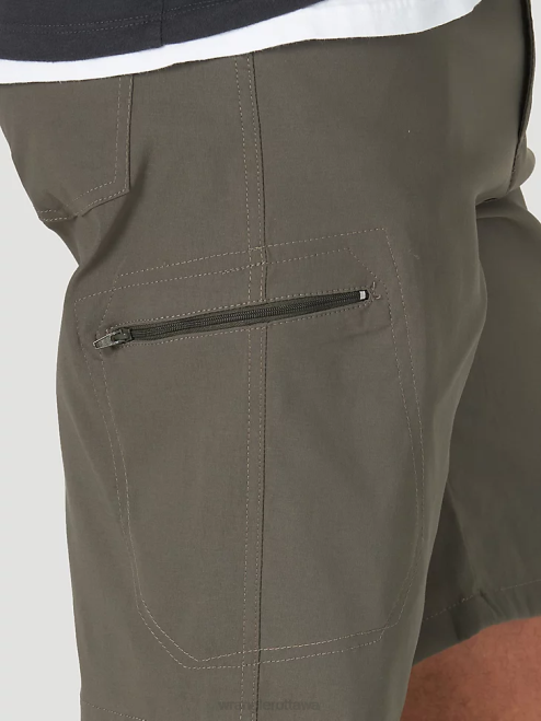 Wrangler Clothing Sagebrush (10ZM980SB) Men Authentics Comfort Waist Cargo Short 8V2H564