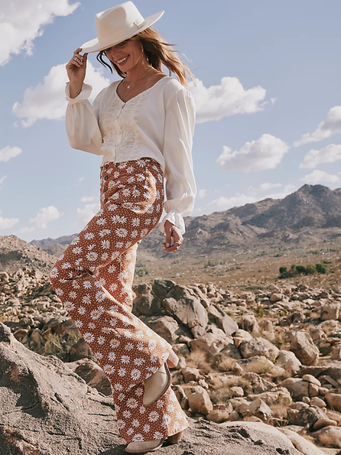 Wrangler Clothing TA Wash (WRS40TA) Women Ultimate Riding Jean - Shiloh 8V2H768