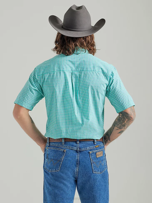 Wrangler Clothing Teal (112324874) Men George Strait Short Sleeve 1 Pocket Button Down Plaid Shirt 8V2H307