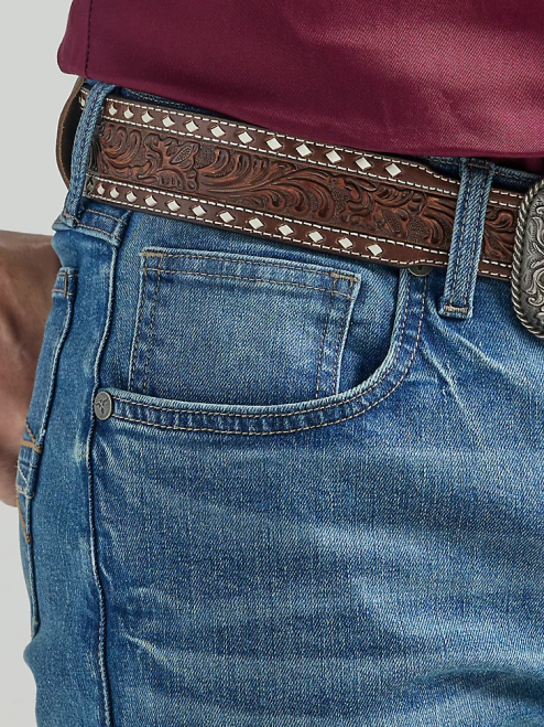 Wrangler Clothing Tobiano (112325783) Men 20X No 44 Slim Fit Straight Leg Jean 8V2H56