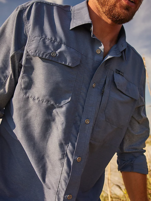 Wrangler Clothing Vintage Indigo (NSB89VN) Men ATG Mix Material Shirt 8V2H378