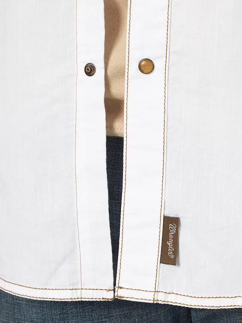 Wrangler Clothing White (MVR531W) Men Retro Long Sleeve Western Snap Solid Dobby Shirt 8V2H470