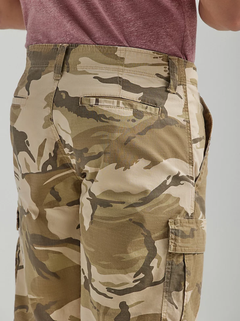 Wrangler Clothing Wildwood Kelp Camo (112336223) Men Five Star Premium Cargo Short 8V2H520