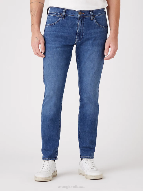 Wrangler Clothing Dusky Cloud (112317473) Men Greensboro Straight Leg Jean 8V2H66