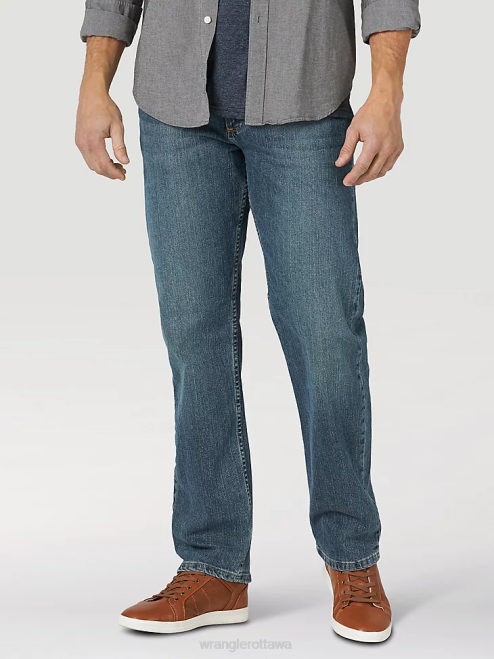 Wrangler Clothing Grey Tint (MGW15GT) Men Relaxed Fit Flex Jean 8V2H171