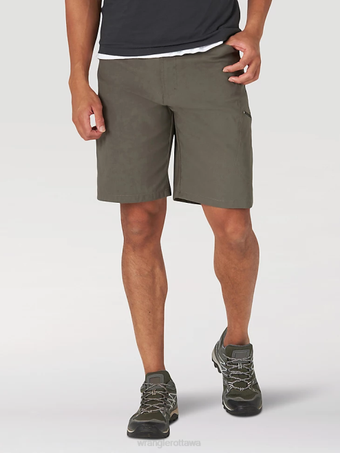 Wrangler Clothing Sagebrush (10ZM980SB) Men Authentics Comfort Waist Cargo Short 8V2H564