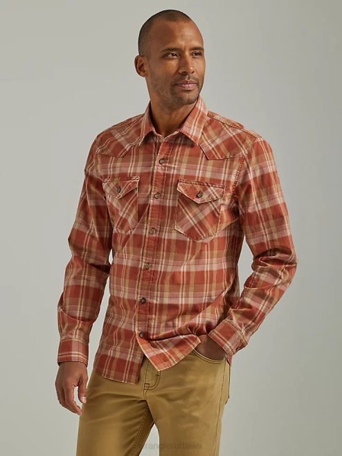 Wrangler Clothing Arabian Spice (112330927) Men Cowboy Wash Plaid Shirt 8V2H412