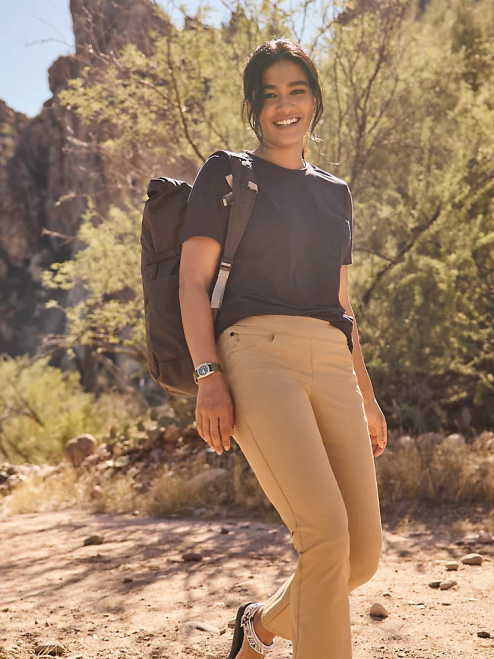 Wrangler Clothing Elmwood (112331292) Women ATG By FWDS Pull-On Pant 8V2H809